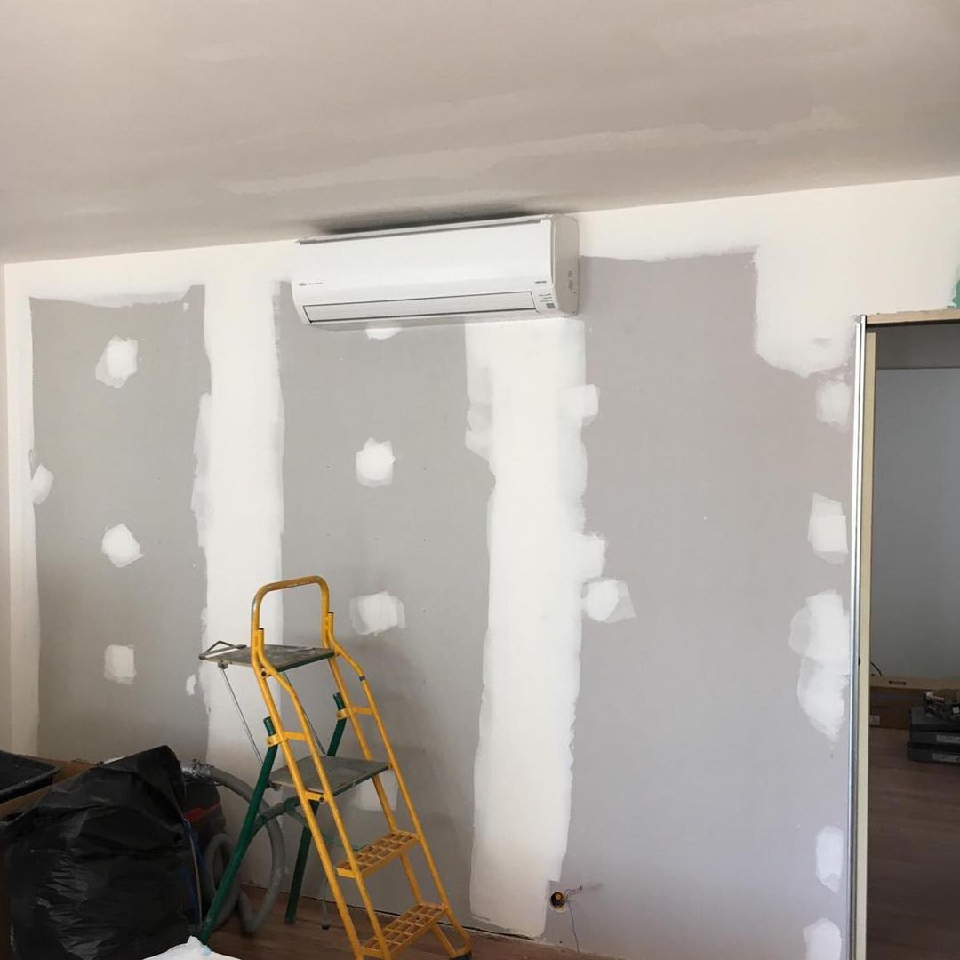 Installation du climatiseur tri-split ATLANTIC par l'équipe BALDACLIM